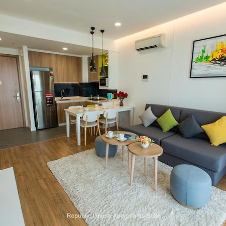 Republic Apartments Saigon Airport Хошимін Екстер'єр фото