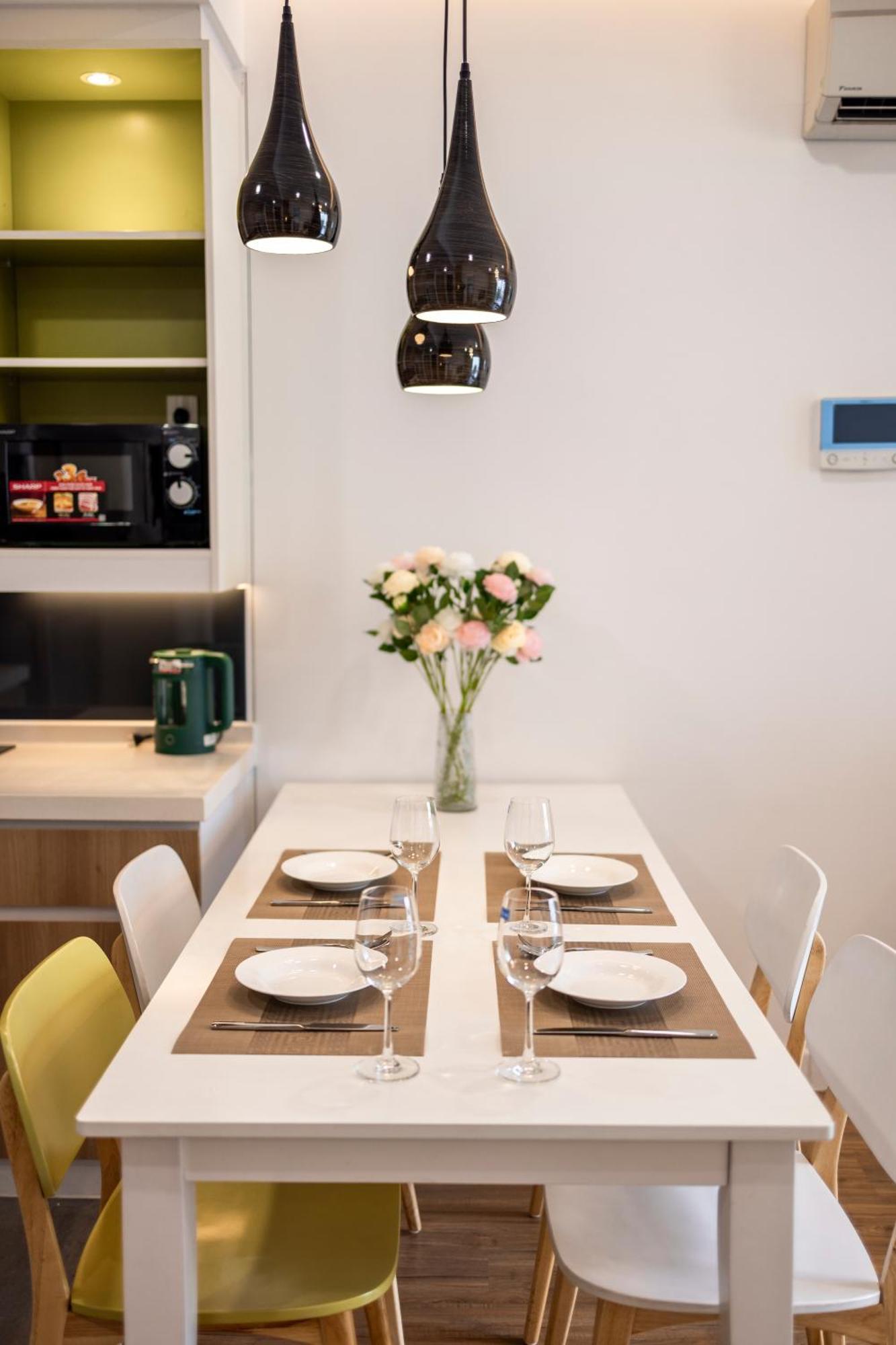 Republic Apartments Saigon Airport Хошимін Екстер'єр фото