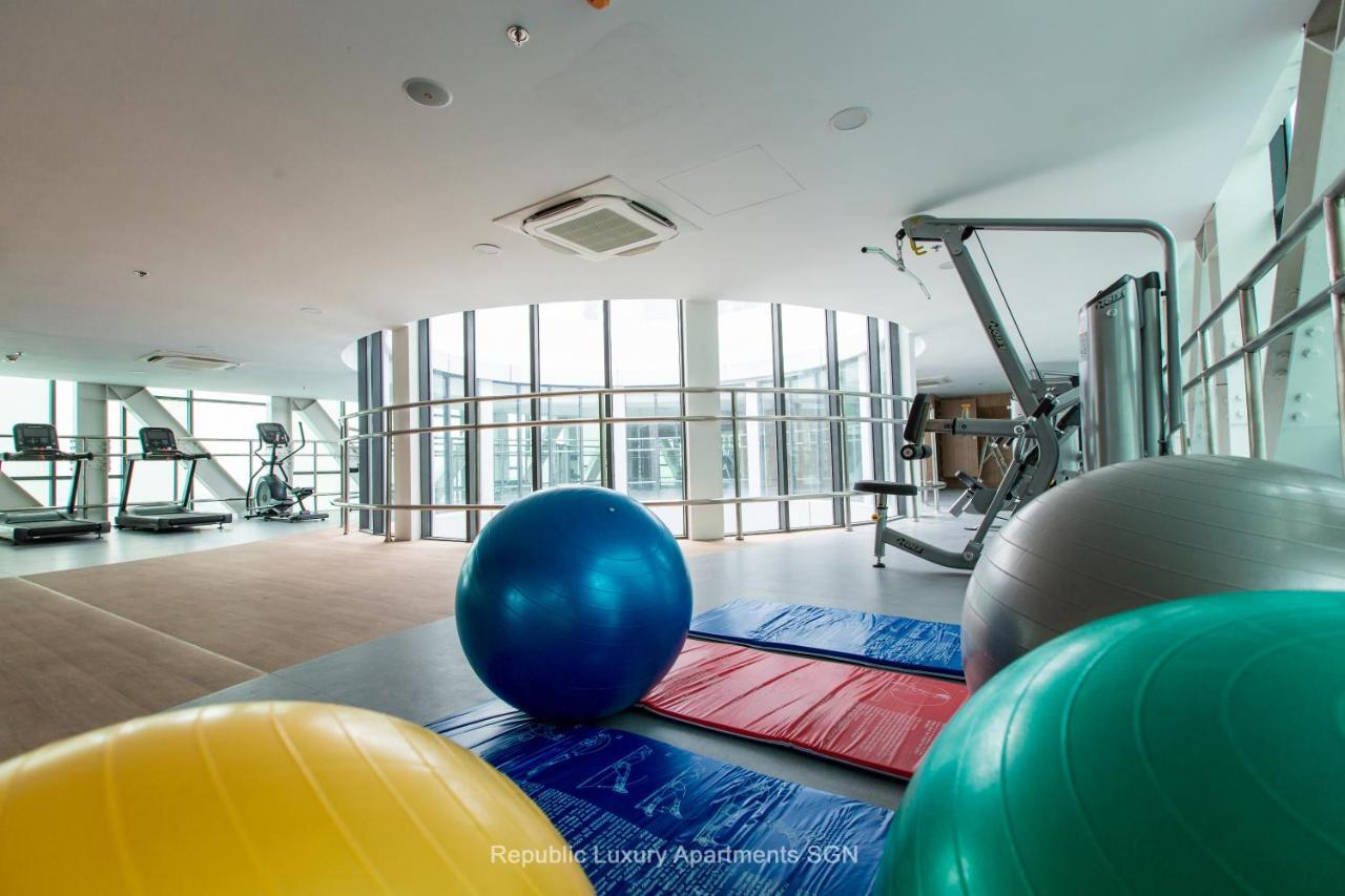 Republic Apartments Saigon Airport Хошимін Екстер'єр фото
